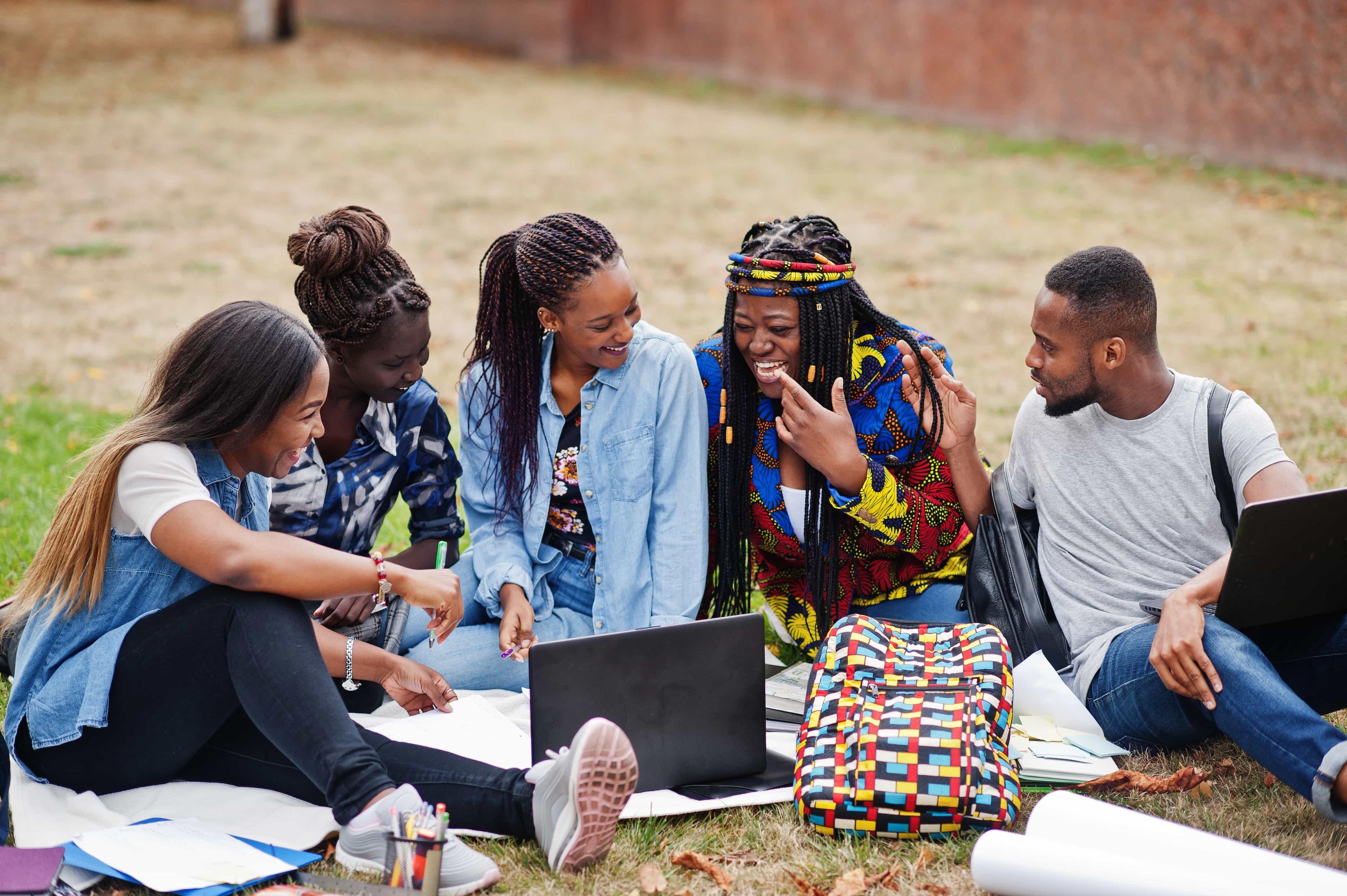 Unleashing the Power of Online Communities: Building a Successful Creator Community in Africa